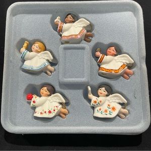 Avon Peace on Earth Angel Ornament Collection 5 Piece  Porcelain Vintage 1983